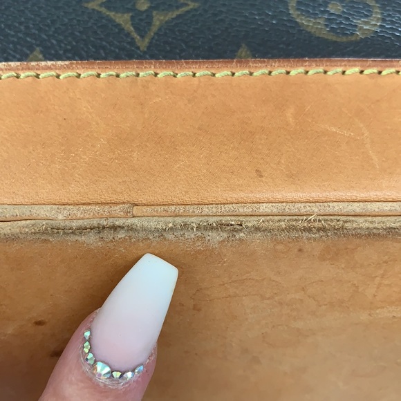 Authentic Louis Vuitton Montsouris GM - Picture 6 of 11